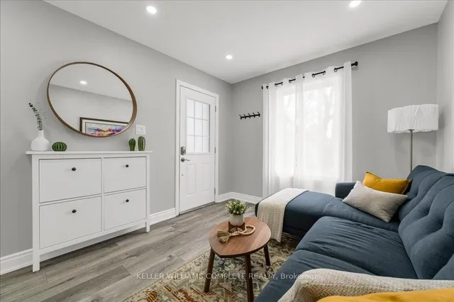 Additional image 5 of 52 East 24th St