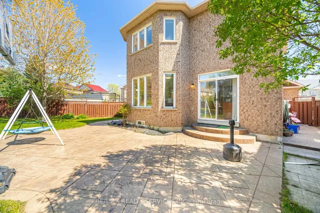 Additional image 40 of 69 Harbourtown Cres