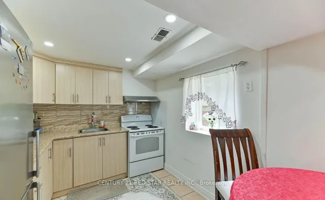 Additional image 31 of 35 Faulkner Cres