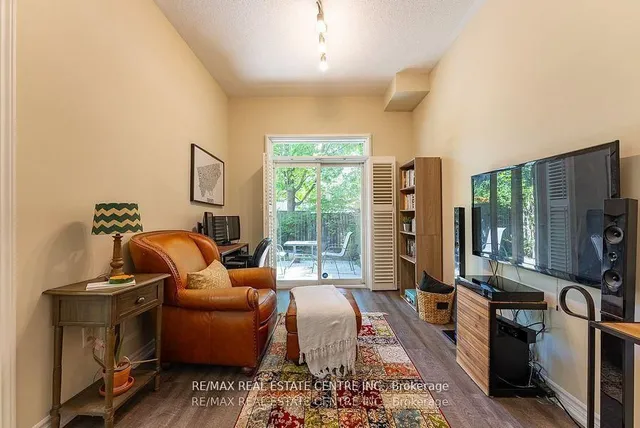 Additional image 23 of 3071 Treadwells Dr Unit 13