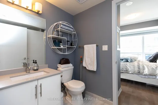 Additional image 14 of 460 Adelaide St Unit 2006