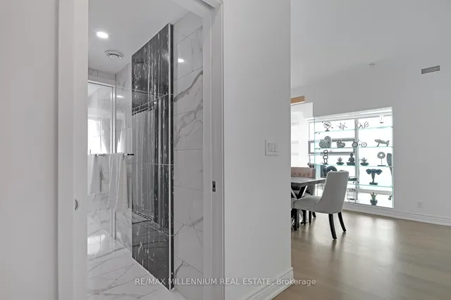 Additional image 10 of 12 York St Unit 5104