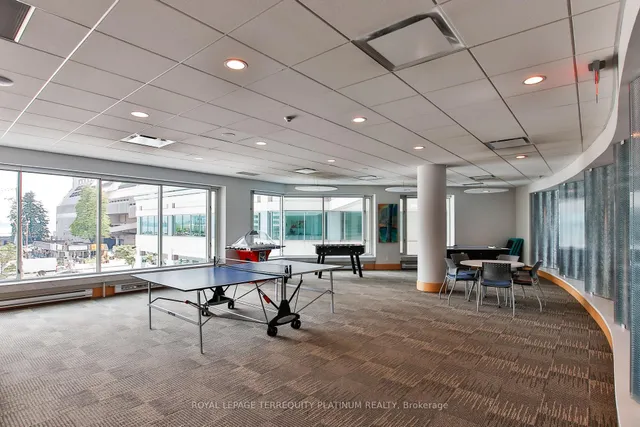 Additional image 37 of 10 Yonge St Unit 1008