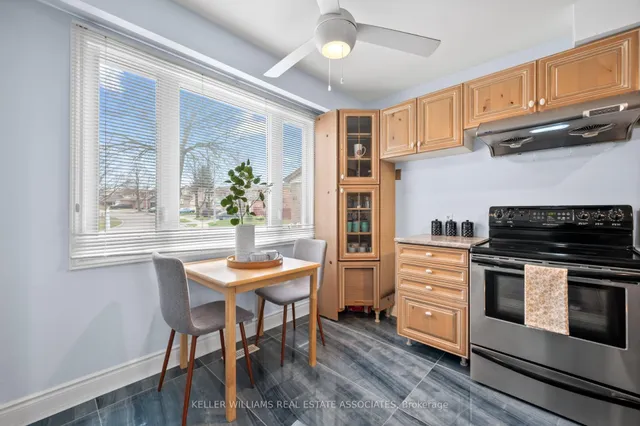 Additional image 7 of 120 Royal Palm Dr