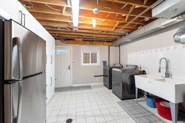 Additional image 29 of 38 Macdougall Dr