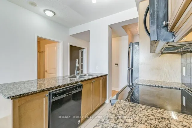 Additional image 15 of 80 Absolute Ave Unit 911