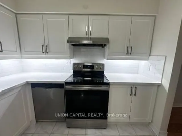 Additional image 8 of 10 Esterbrooke Ave Unit 33