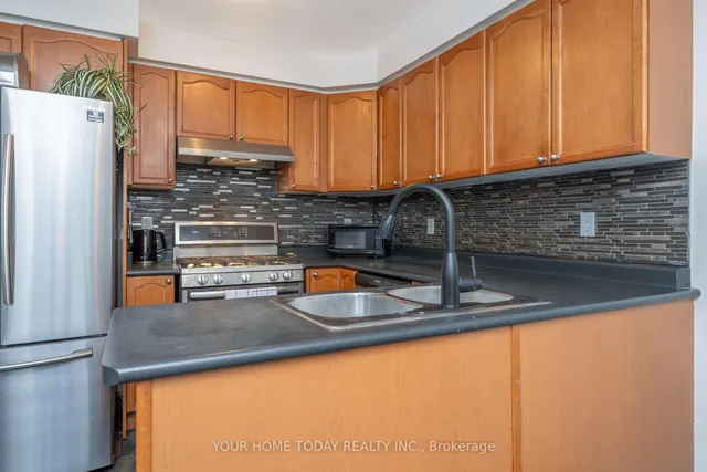 Additional image 19 of 828 Gazley Circ