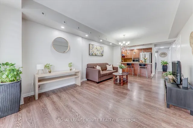 Additional image 8 of 3035 Finch Ave Unit 2013