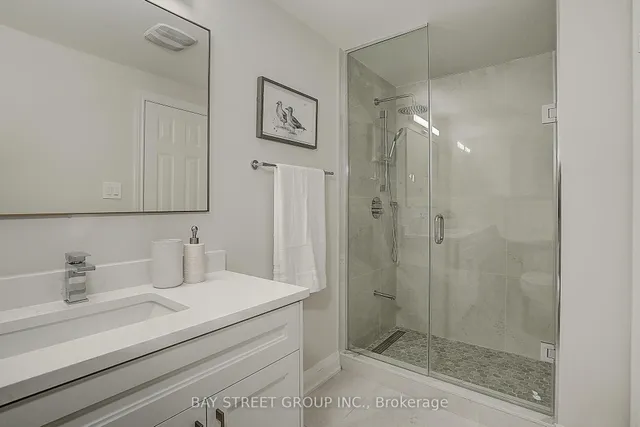 Additional image 31 of 35 Belinda Sq