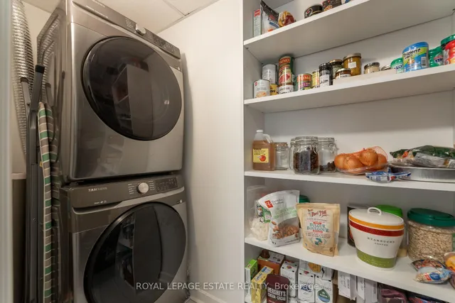 Additional image 16 of 438 Richmond St Unit 1409