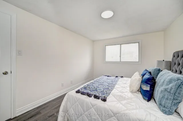 Additional image 17 of 11 Dinison Cres