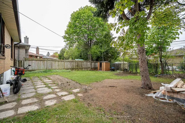 Additional image 42 of 52 Slan Ave