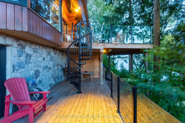 Additional image 39 of 270 North Shore Blvd