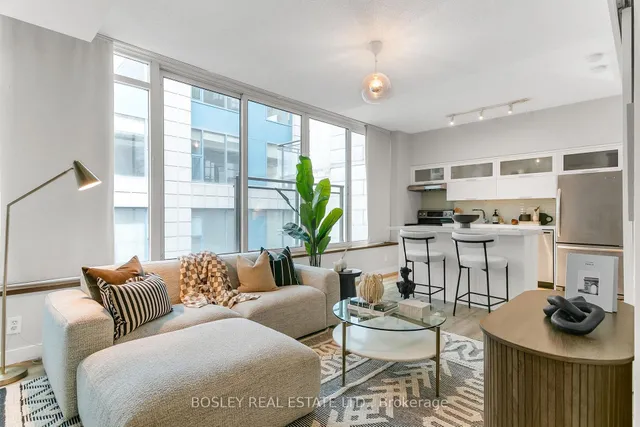 50 Camden St Unit 708