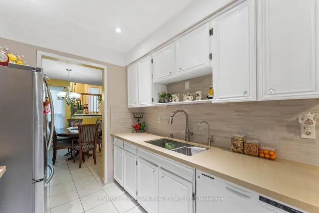 Additional image 6 of 85 Simmons Blvd