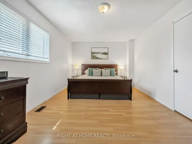 Additional image 16 of 165 Simmons Blvd