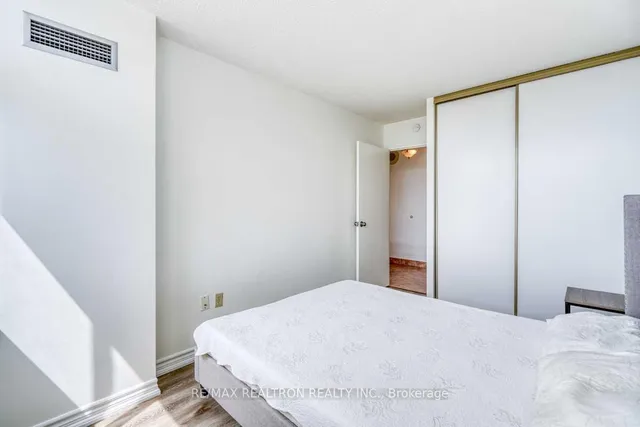 Additional image 27 of 100 Antibes Dr Unit 504