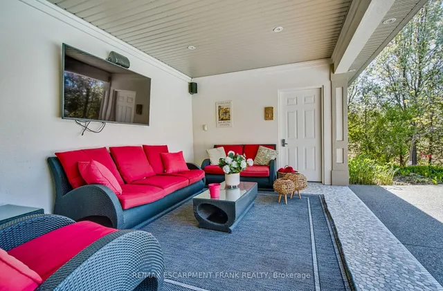 Additional image 45 of 59 Elodia Crt