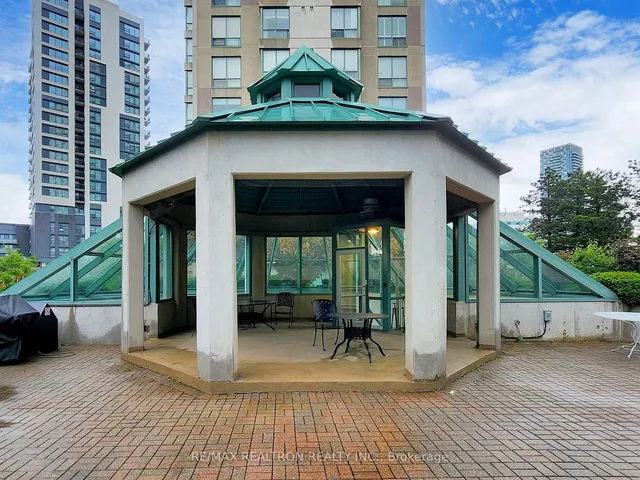 Additional image 2 of 101 Subway Cres Unit 912