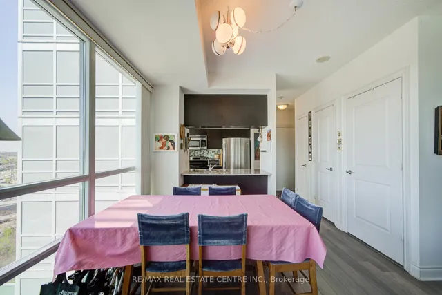 Additional image 22 of 16 Brookers Lane Unit 1602