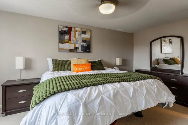 Additional image 33 of 2202 PEMBROKE Crt