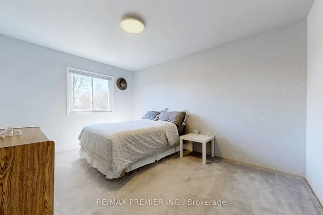 Additional image 22 of 191 Invergordon Ave