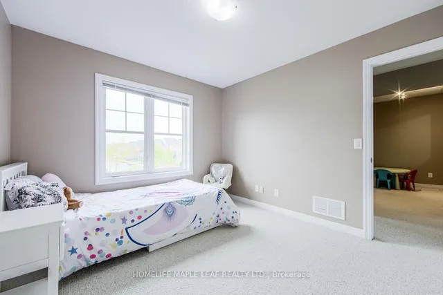 Additional image 36 of 118 Kendall Dr