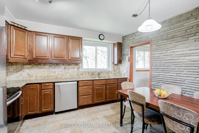 Additional image 21 of 22 Pylon Pl