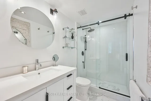 Additional image 20 of 190 St George St Unit 702