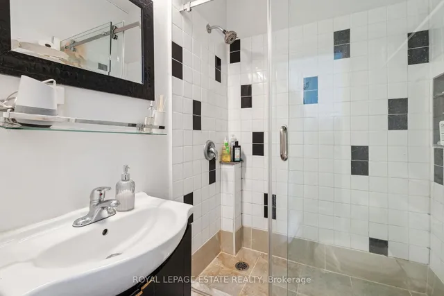 Additional image 26 of 50 Grove Ave