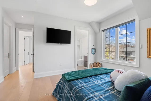 Additional image 24 of 54 Cronin Dr