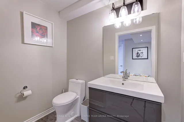 Additional image 39 of 140 Sky Harbour Dr