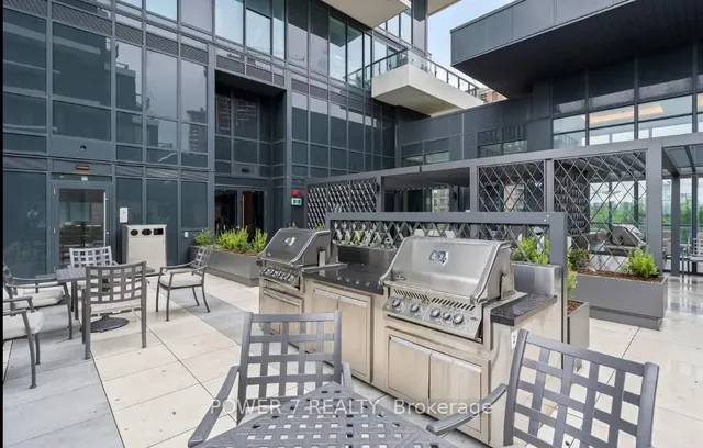 Additional image 24 of 30 Inn On The Park Dr Unit 1808