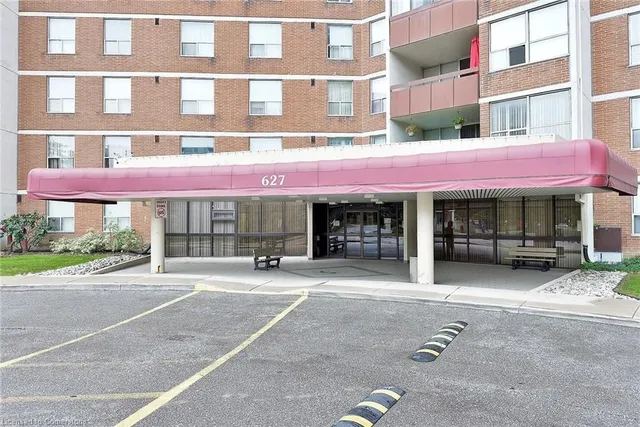 Additional image 3 of 627 The West Mall Unit 508