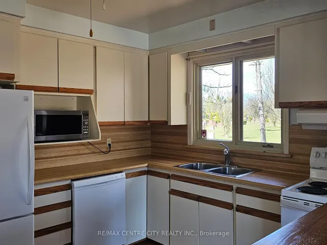 Additional image 12 of 274 Burnett Ave