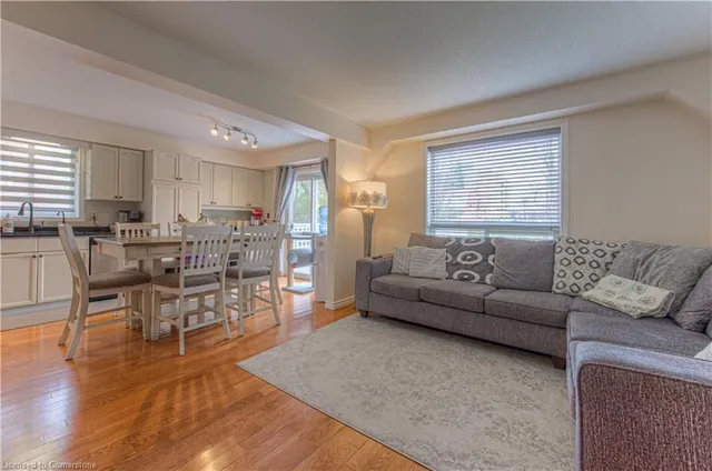 Additional image 10 of 17 Rosemount Dr