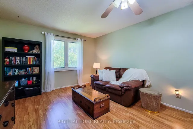 Additional image 17 of 550 Hayward Cres