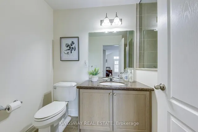 Additional image 32 of 3232 Larry Cres