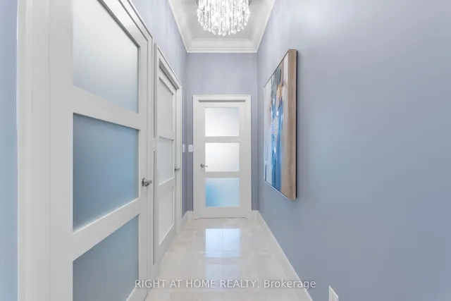 Additional image 21 of 65 Bremner Blvd Unit 5104