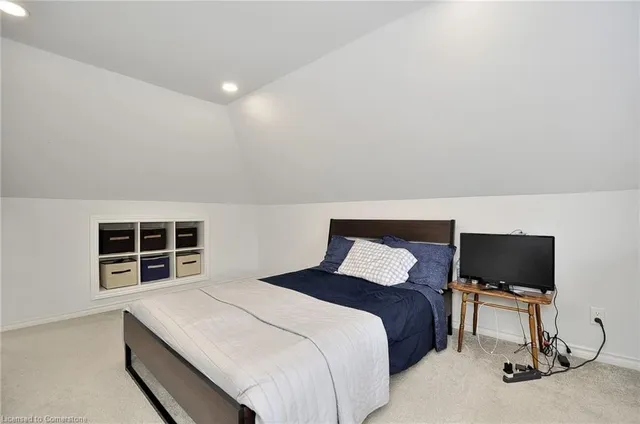 Additional image 21 of 186 Wentworth Ave