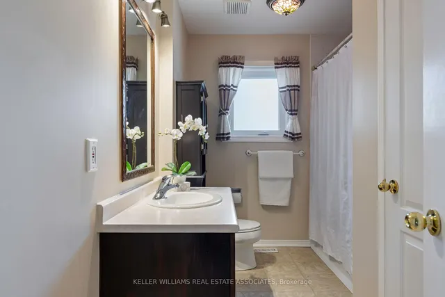 Additional image 45 of 111 Genesee Dr