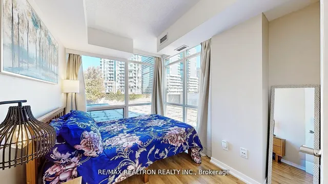 Additional image 13 of 20 Joe Shuster Way Unit 202