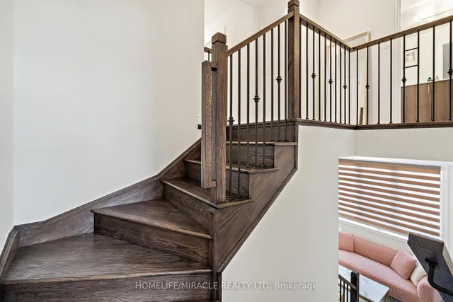 Additional image 22 of 609 Beam Crt