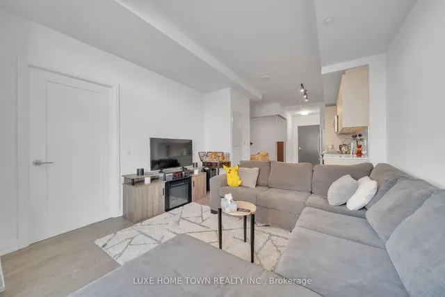 Additional image 29 of 286 Main St Unit 810