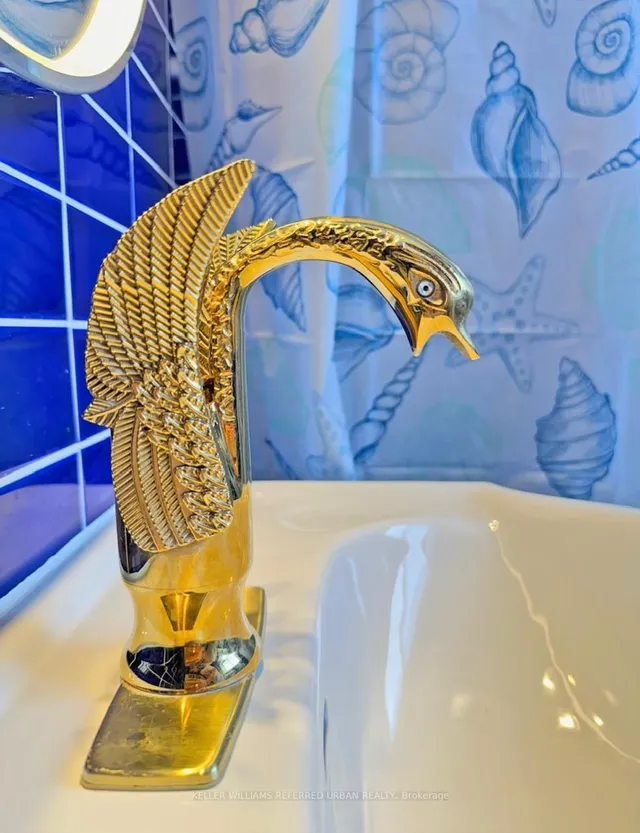 Additional image 35 of 6 Elmhurst Dr