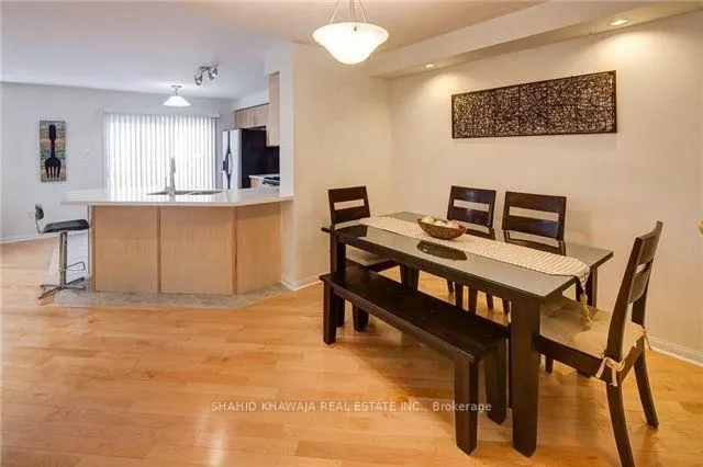 Additional image 8 of 841 Gifford Cres