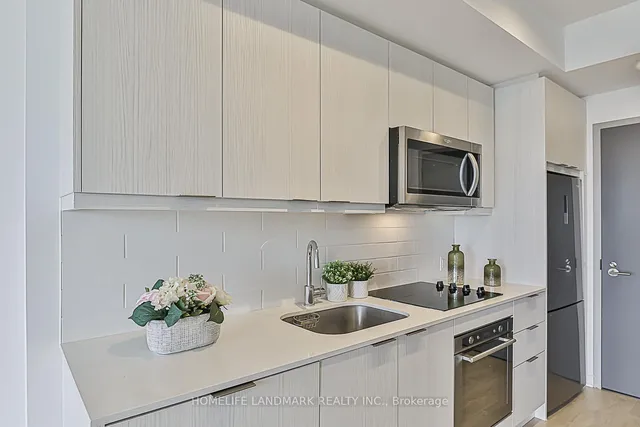 Additional image 13 of 38 Forest Manor Rd Unit 901