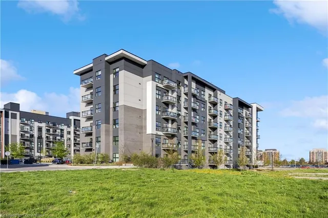 Additional image 36 of 102 Grovewood Common Unit 526