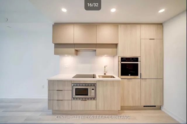 Additional image 6 of 39 Roehampton Ave Unit 4110